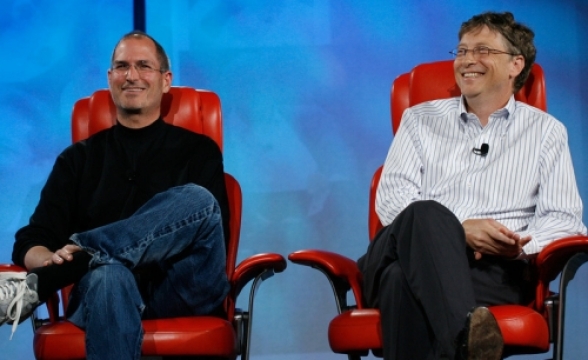 differences between bill gates and steve jobs