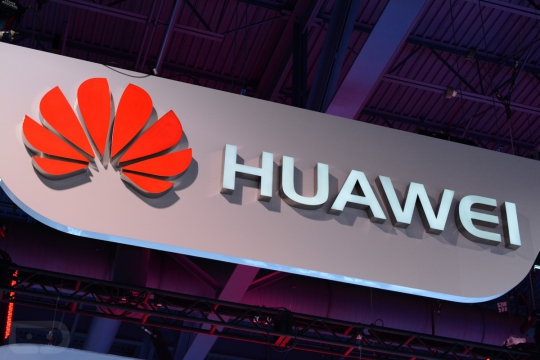 Huawei si brousí zuby na Apple, chce jej přeskočit v tržním podílu