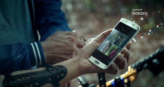Samsung vyložil karty na stůl: Nové video potvrzuje voděodolnost Galaxy S7 a S7 edge