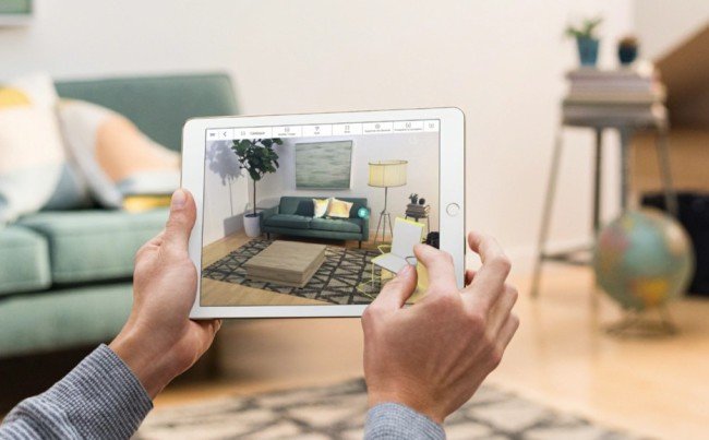 Apple představil 9,7″ iPad Pro. Láká na špičkový displej a kvalitní audio