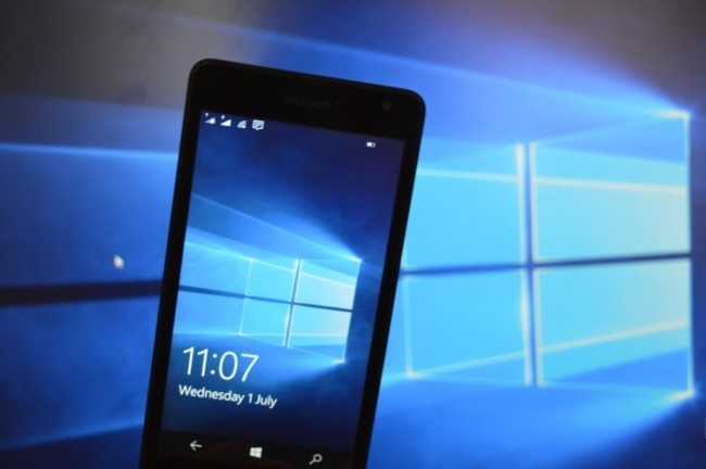 S Windows 10 Mobile se počítá i po vydání Creators Update