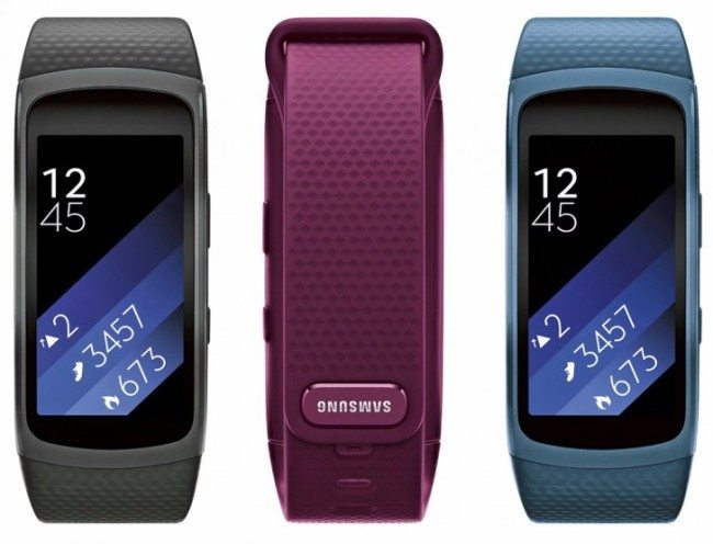 Samsung Gear Fit 2 na nových fotografiích: Pohledný náramek čeká na svoji premiéru