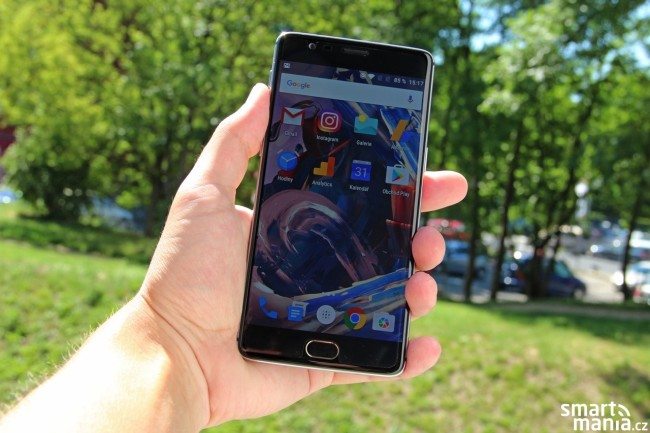 OnePlus 3 se po měsíční pauze vrací zpátky do prodeje