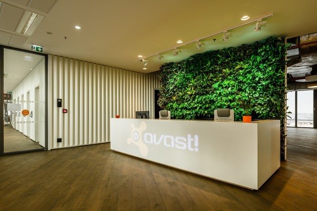 Velká antivirová akvizice: Avast utratí za AVG 1,3 miliardy dolarů