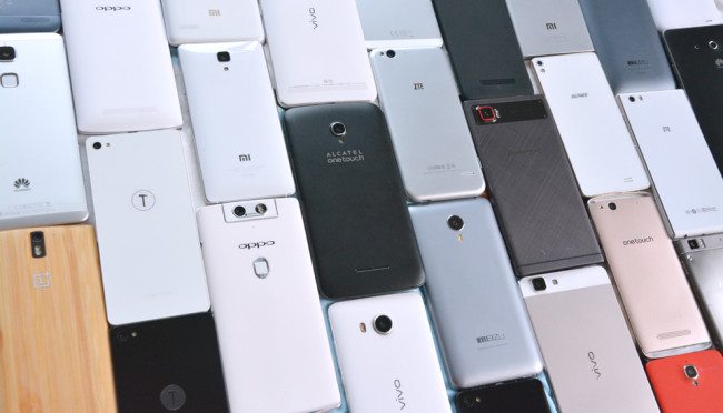 HTC podle předpovědi letos vyrobí pouze 13 milionů smartphonů, Oppo a Vivo porostou