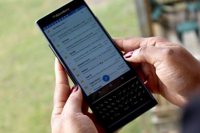 BlackBerry Hub nově funguje i na Androidu 5.0 Lollipop