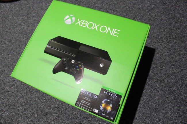 Stalo se před třemi lety: Objednal si u Microsoftu notebook, přišel mu prototyp Xboxu One