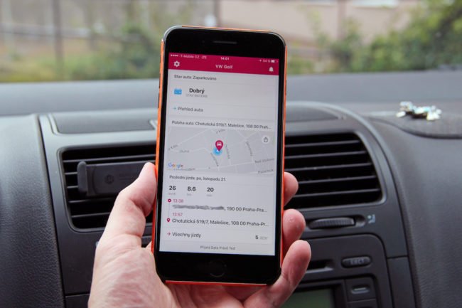 Chytré auto recenze T-Mobile Mojio