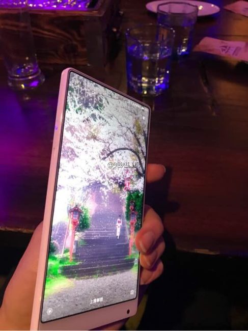 xiaomi-mi-mix-white-1