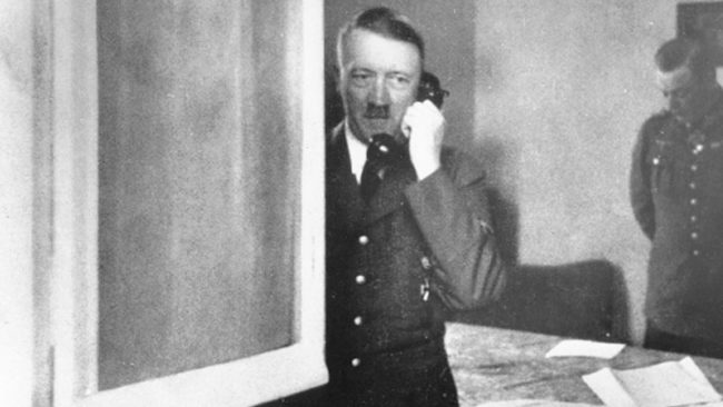 hitler_phone_2