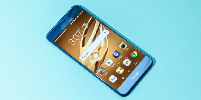 Huawei na MWC představí Honor 8 Pro. Konkurovat má vlajkovým modelům