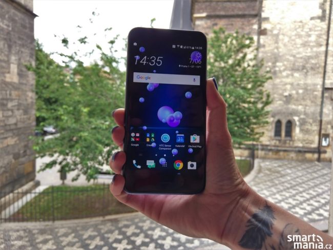 HTC U11