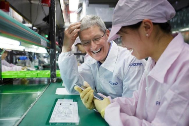 foxconn Foxconn je připraven přesunout výrobu iPhonů z Číny, bude-li to nutné