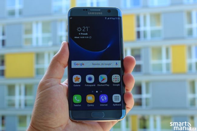 Samsung Galaxy S7 edge z roku 2016