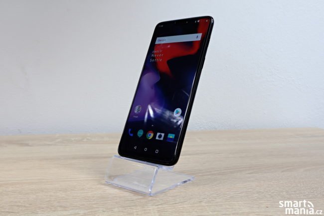 OnePlus 6 recenze