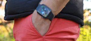 Apple Watch Series 4 recenze