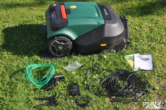 Kompletní obsah balení robotické sekačky Robomow RS 615u