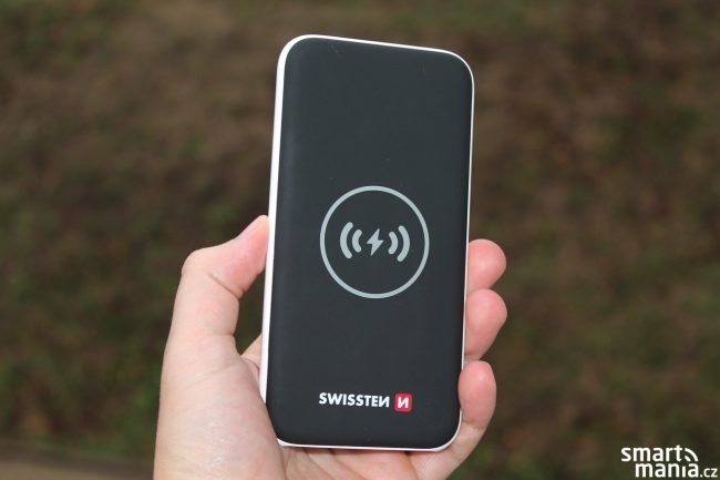 Swissten powerbanka s kapacitou 8 000 mAh a podporou bezdrátového dobíjení