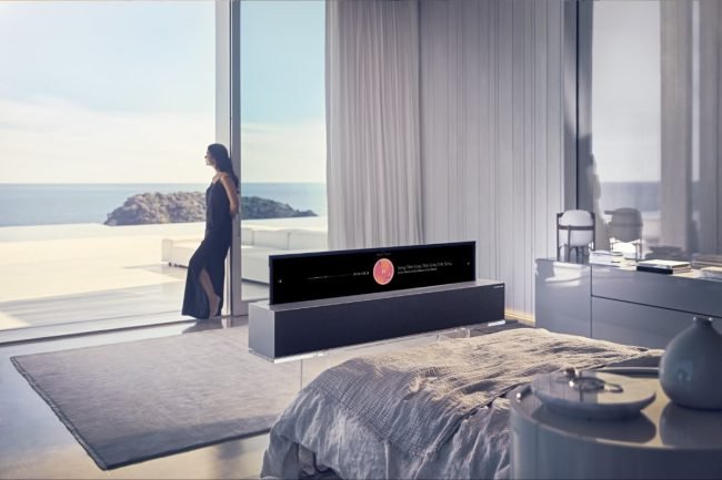 LG Signature OLED TV R