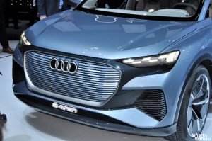 Audi Q4 e-tron Zeneva 2019 03