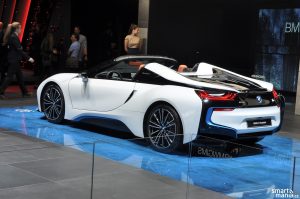 BMW i8 Roadster Zeneva 2019 01