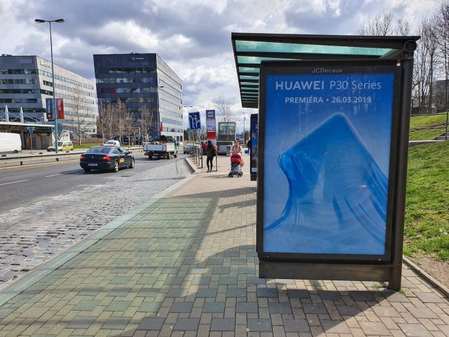 Huawei billboard Huawei billboard