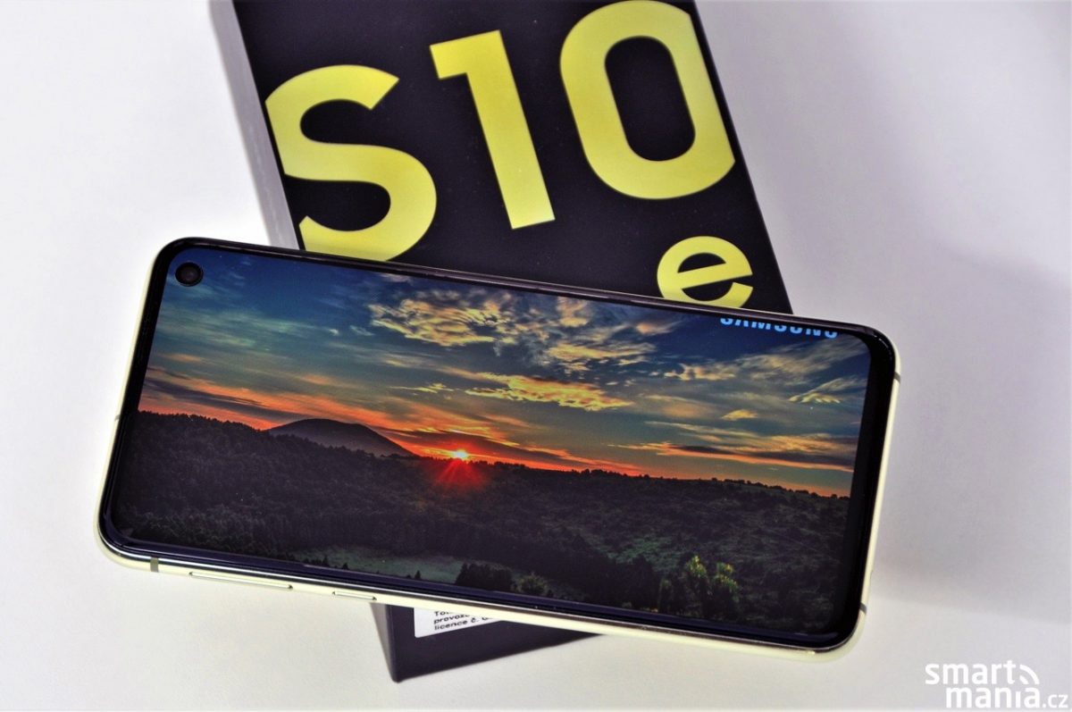 Samsung Galaxy S10e recenze: kompaktní a výkonný – SMARTmania.cz