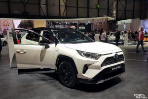 Toyota RAV4 Hybrid Zeneva 2019 1