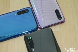 Xiaomi Mi 9 ve všech barevných variantách