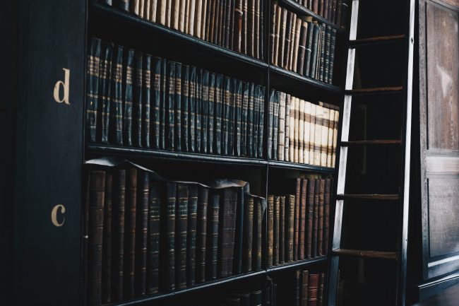 zákon knihy law knihovna právo Česká Wikipedie směruje k vypnutí. Na protest proti evropské reformě autorského práva