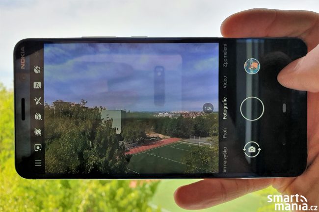 Nokia 9 PureView 25 Nokia 9 PureView & aplikace fotoaparát