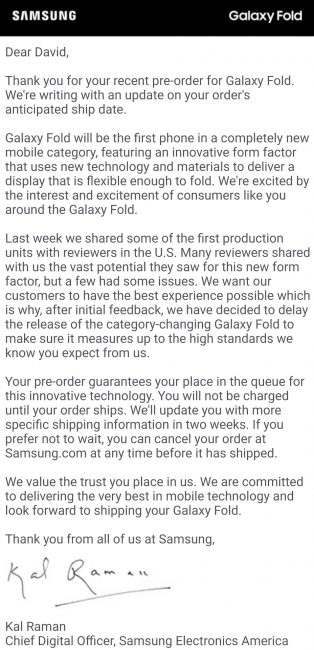 Tuhle zprávu posílal Samsung v USA všem, kteří si Galaxy Fold předobjednali.