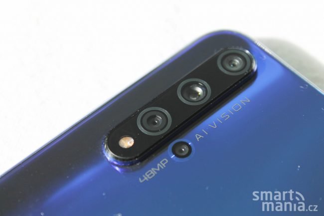 Honor 20 5 Honor 20 nabídne celkem čtyři fotoaparáty na zadní straně