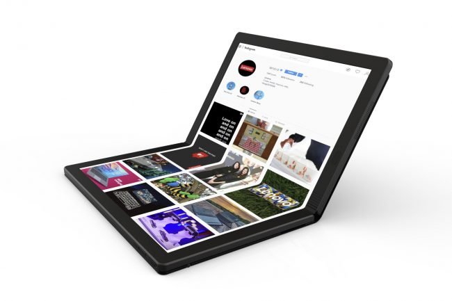 Lenovo představilo první notebook s ohebným displejem