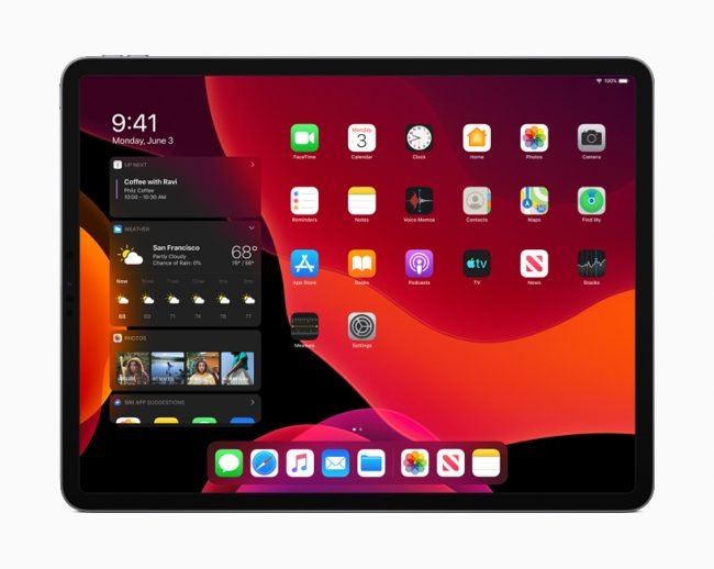 ipad os 1 K iPadům konečně připojíte USB Flash disk. Známe důvod, proč to trvalo tak dlouho