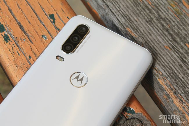 Motorola One Action 15