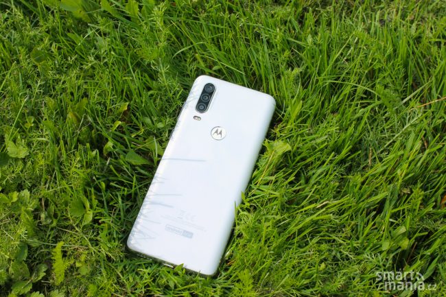 Motorola One Action 8