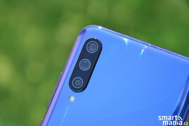 Xiaomi Mi A3 - tři zadní fotoaparáty