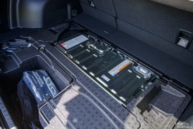 Nová emisní norma? Bez hybridního motoru to nezvládne žádná automobilka.