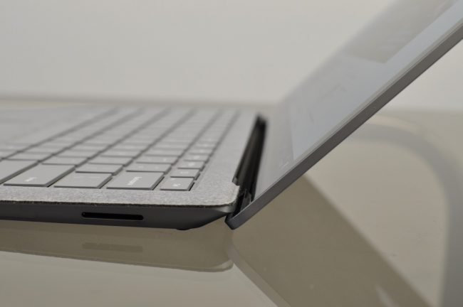 recenze surface laptop 2 34