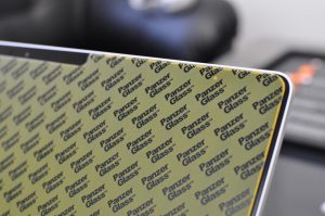 recenze surface panzerglass 18