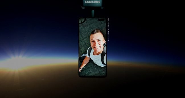 space selfie smartmania