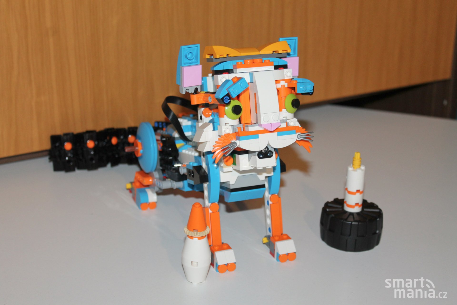 Recenze stavebnice LEGO Boost zaklady programovani hravou formou SMARTmania.cz