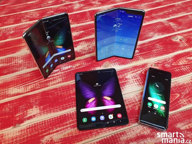 Galaxy Fold 01