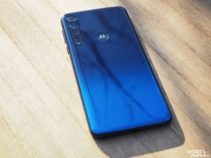 Motorola One Macro 06