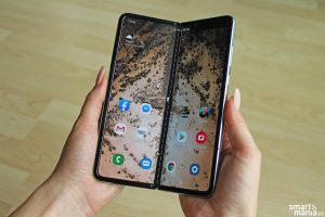 Samsung Galaxy Fold 11