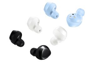 Galaxy Buds Plus white 06