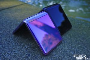 Samsung Galaxy Z Flip 12