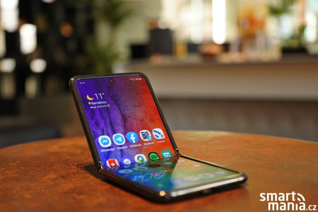 Samsung Galaxy Z Flip 15 Samsung Galaxy Z Flip 15