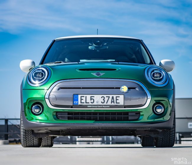 Co nejlepší aerodynamika: Proto je mnoho otvorů zaslepených a zespod je auto úplně ploché. Co nejlepší aerodynamika: Proto je mnoho otvorů zaslepených a zespod je auto úplně ploché.